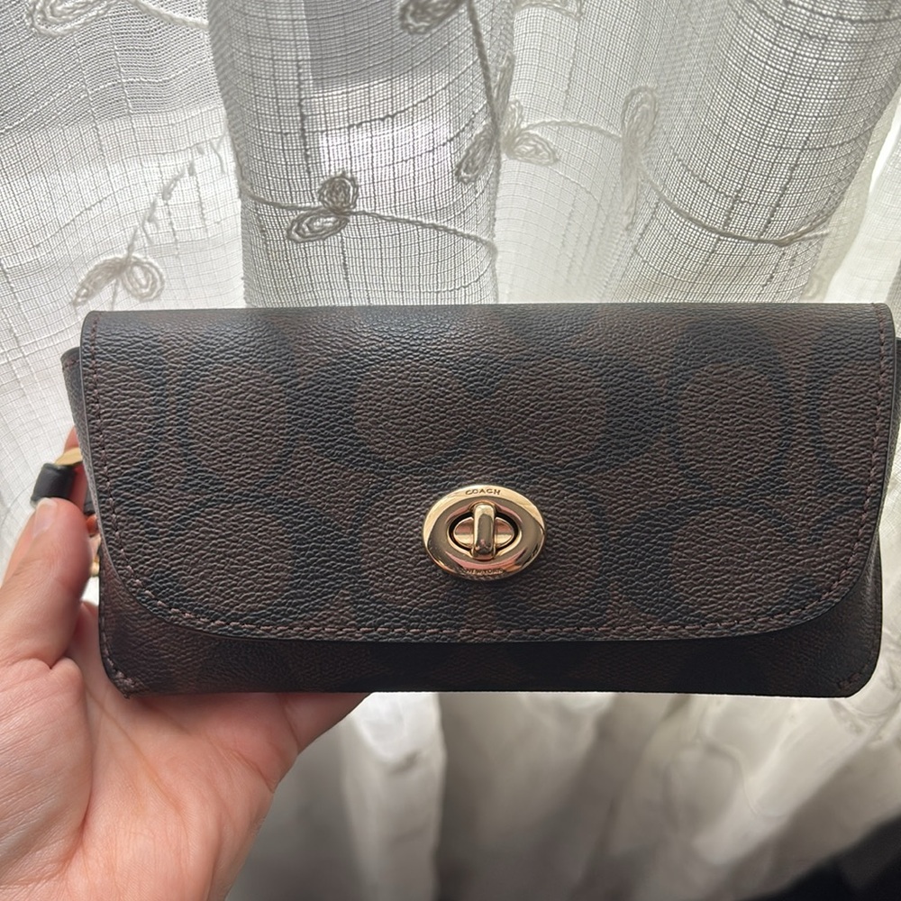 Coach Sunglass Case in Signature Canvas